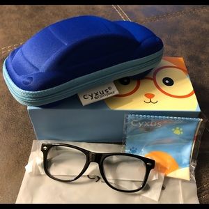 Cyxus kids blue light glasses ages 7-12 NWOT